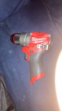 Milwaukee m 12 with charger