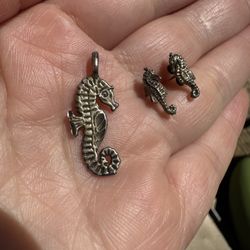 Vintage Sterling Silver Seahorse Jewelry Set – Pendant & Stud Earrings, 925 Marked