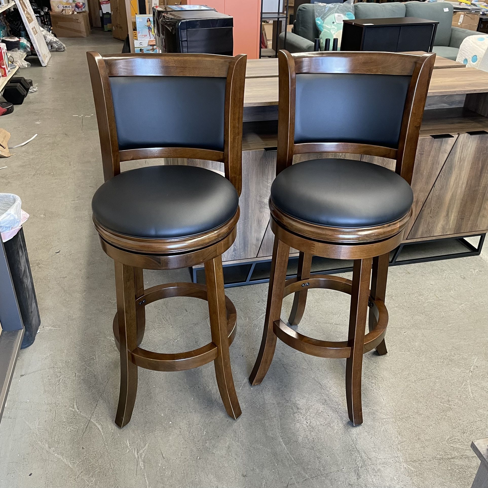 Set of 2, Boraam Wood Augusta Bar Height (29”) Swivel Bar Stool in Cappuccino Finish