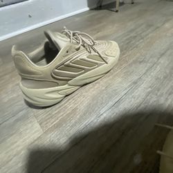 OZELIA SHOES - Adidas Mens Sz 11 