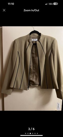Jones Stuido Tan/Black Womenโs Blazer