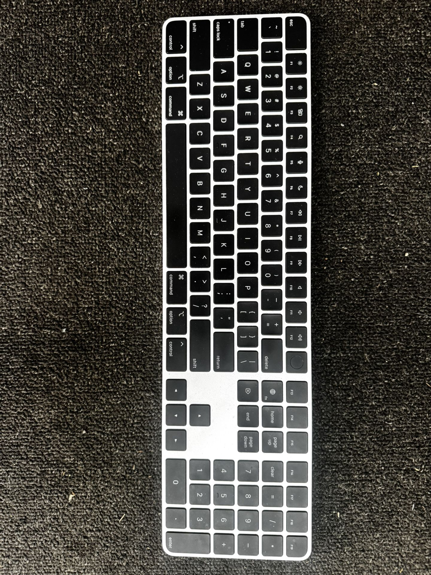 Apple Magic Keyboard