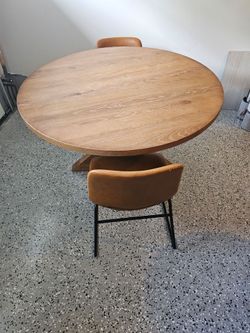 Beautiful Solid Hardwood Dining Set