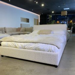 🛏️ Modern Upholstered Platform Bed – Pottery Barn Style (Full / Queen / King) From $525 