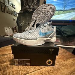 Kobe 6 Caitlin Clark Size 10