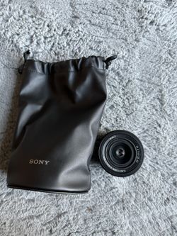 Sony FE 28-60mm f/4-5.6 Lens