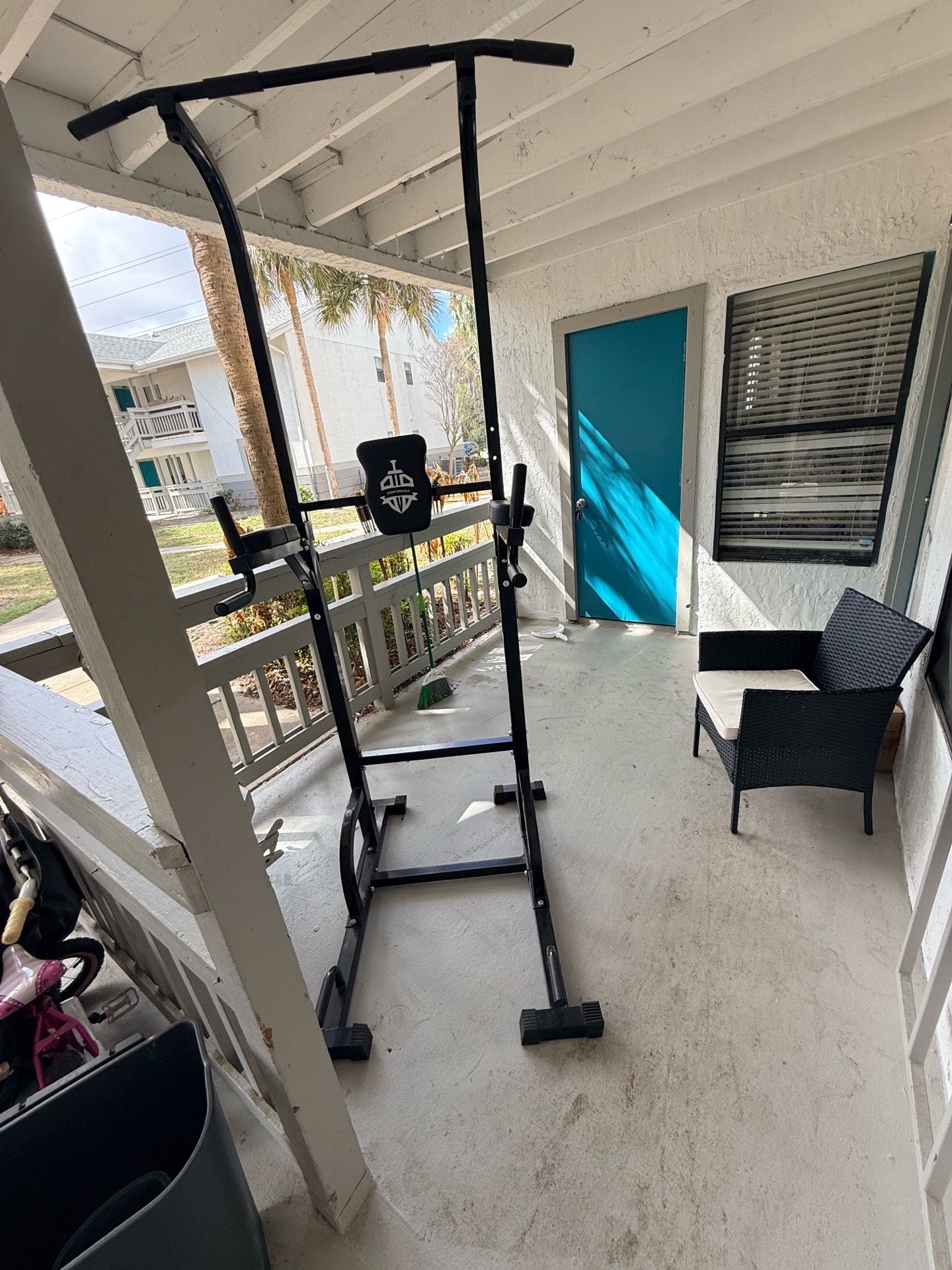 Power Tower / Pull-Up & Dip Station
