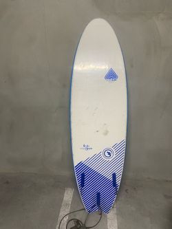 Surfboard 6ft 6”