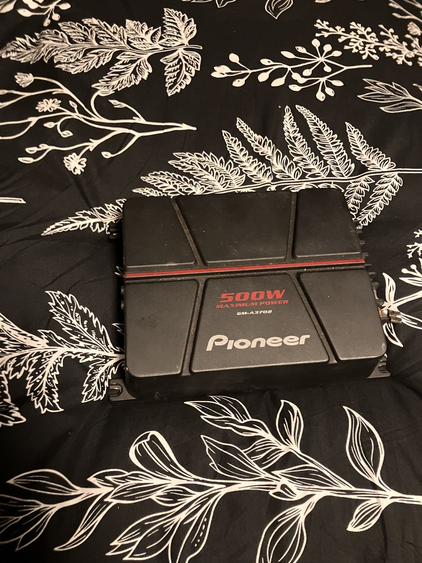 Pioneer GM-A3702 with 1 Speaker
