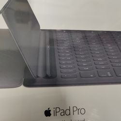 Apple iPad Pro Smart Keyboard 