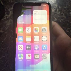 Broken iPhone 11 Still Works 