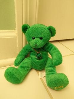 Russ Berrie Emerald Birthstone May Birthday Bear