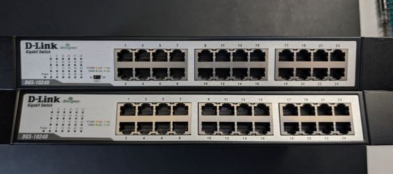 D-Link  DGS (DGS-1024D) 24-Ports External Switches