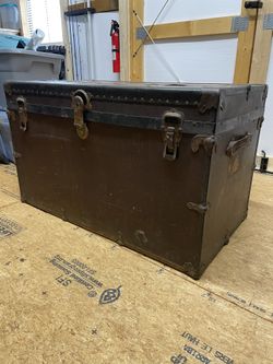 Antique Trunk 1920’s
