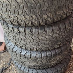 Bf Goodrich 35x12.50x17