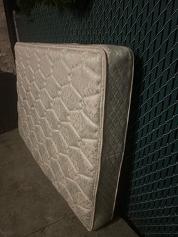 Free full size mattress