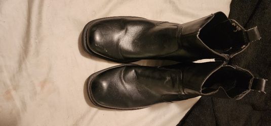 Kenneth Cole Boots SIZE 11&1/2