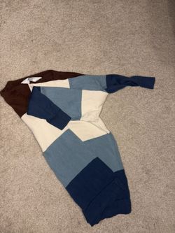 . Fashion-Forward Style Modern Colorblock Sweater – Neutral Luxe Tones with Statement Sleeves
