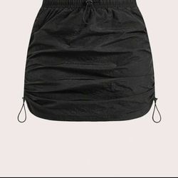 New SHEIN Runched Skirt 
