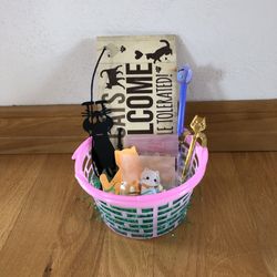 Cat Lovers Basket (pink)