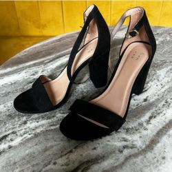 Black Shoes 6.5