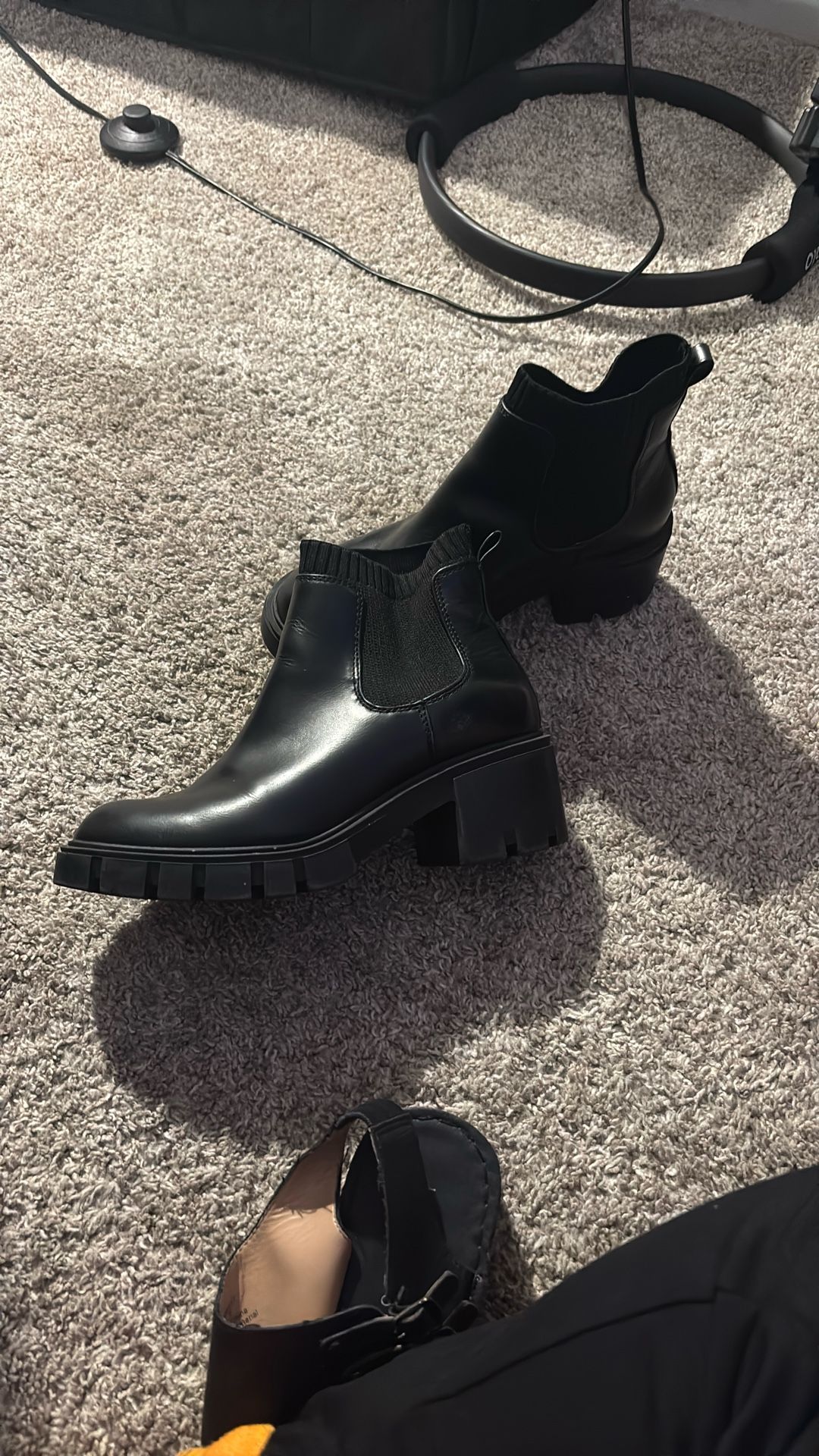 Chelsey Style Boots Size 7