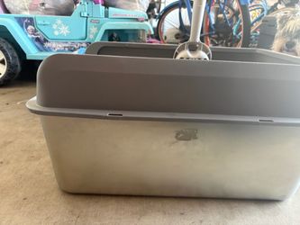 Hooded stainless steel Cat Litter Box with Scoop