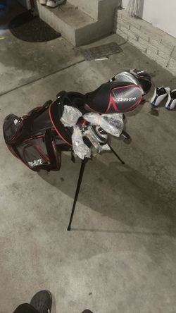 11 Set Golf Clubs Top Flite