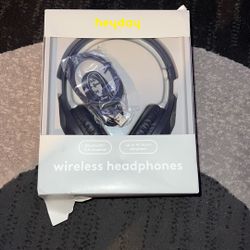 Wireless Headphones ( New Open Box)
