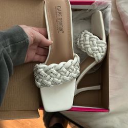 White Heel Size 9