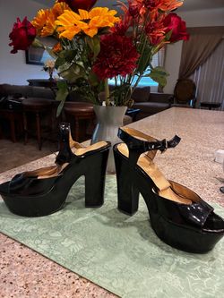 High Heel Shoes $10.00