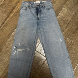 Aritzia Denim Forum Jeans Size 23