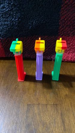 Pez Whistle