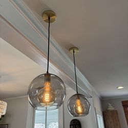Pendant lights