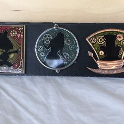  Alice Through The Looking Glass...Disney Movie Limited-Edition Pin Set