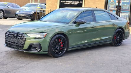 2023 Audi S8 Sedan 4D