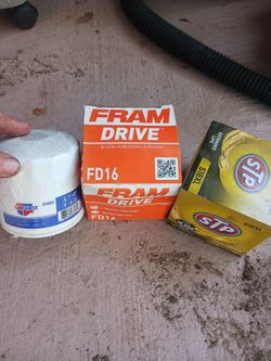 Three oil filters s16xl Fram fd 16 Carquest 85085