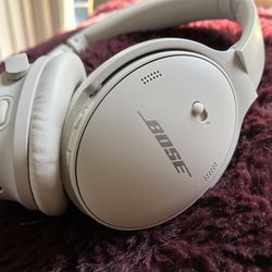 Bose Bluetooth Wireless Headphones QuietComfort 45