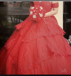 Quince Red Beautiful Dress . 
