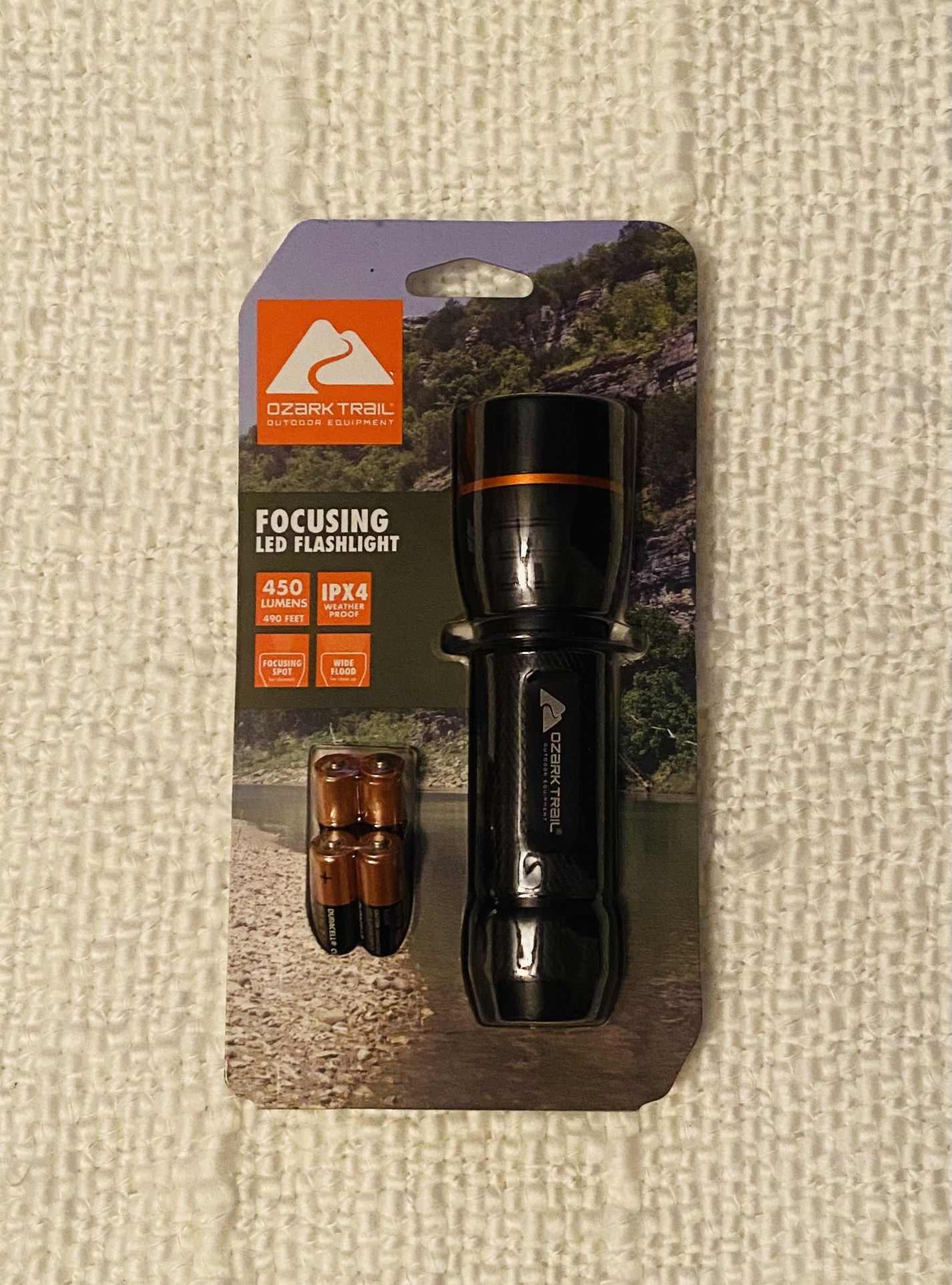 Ozark Focusing LED Flashlight w/ Batteries