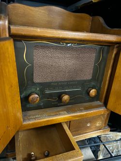 Vintage radio