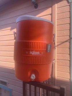Igloo  water Cooler