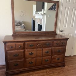 Sprague & Carleton vintage maple bedroom set
