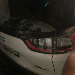 2020 Jeep Cherokee Latitude 4x4 Partout 