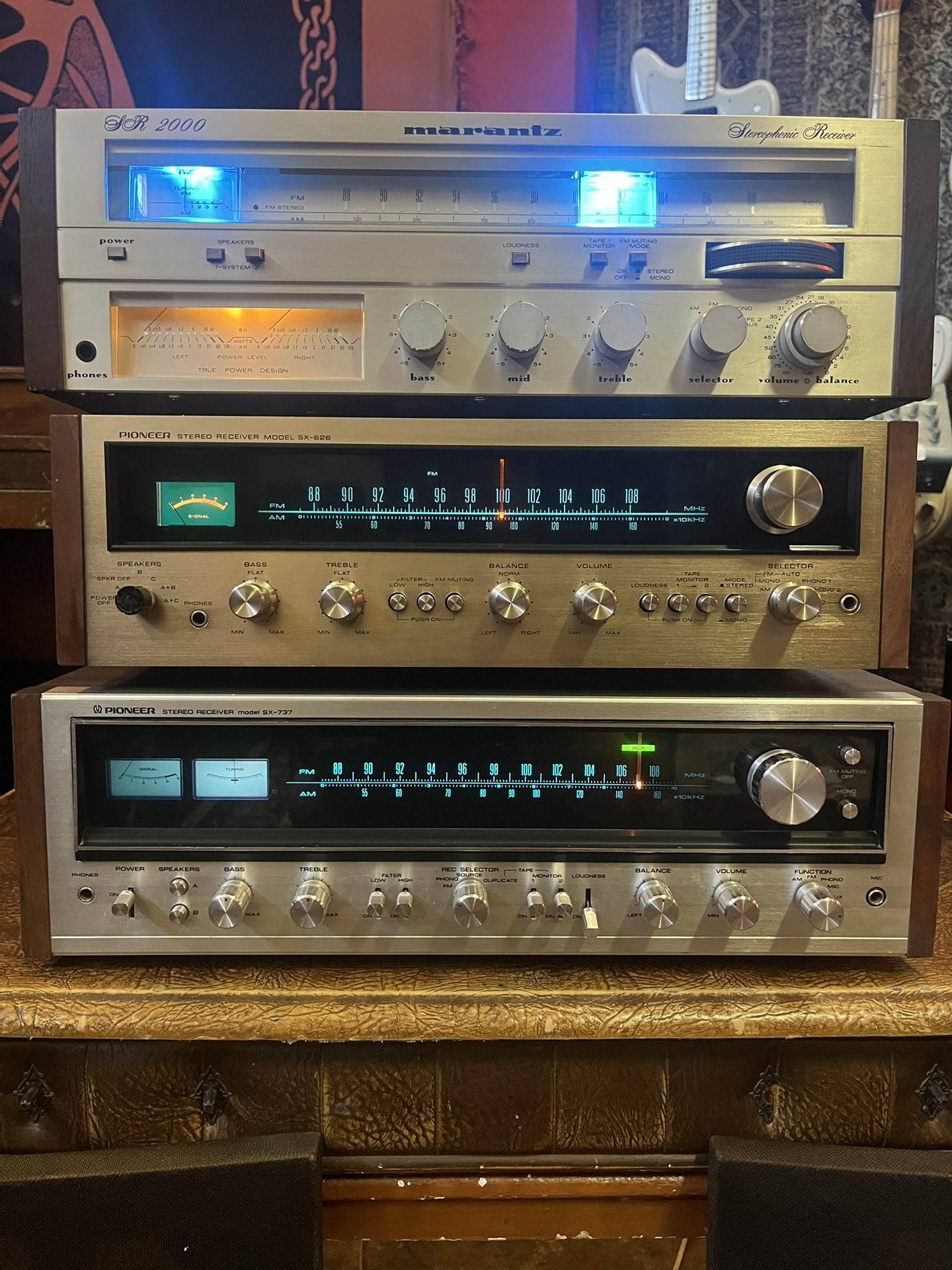 Vintage HiFi Receivers Marantz, Pioneer