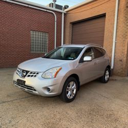 2012 Nissan Rouge SV Sport 4D