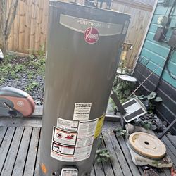 Rheem 40 Gal