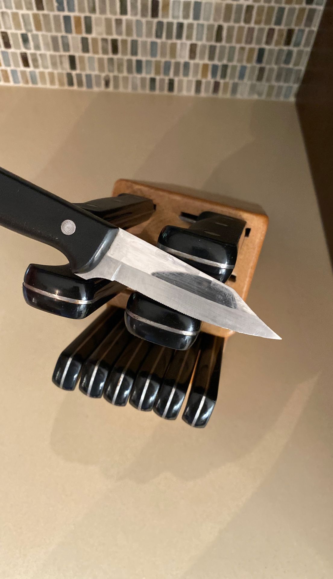 Henkel 5 cooking knives, 6 steak knives and knife block for Sale in