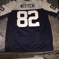 Cowboys Number 82 Jason Witten Authentic NFL Jersey Size Large for