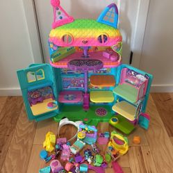 Toy Cat House Plastic Home Used 